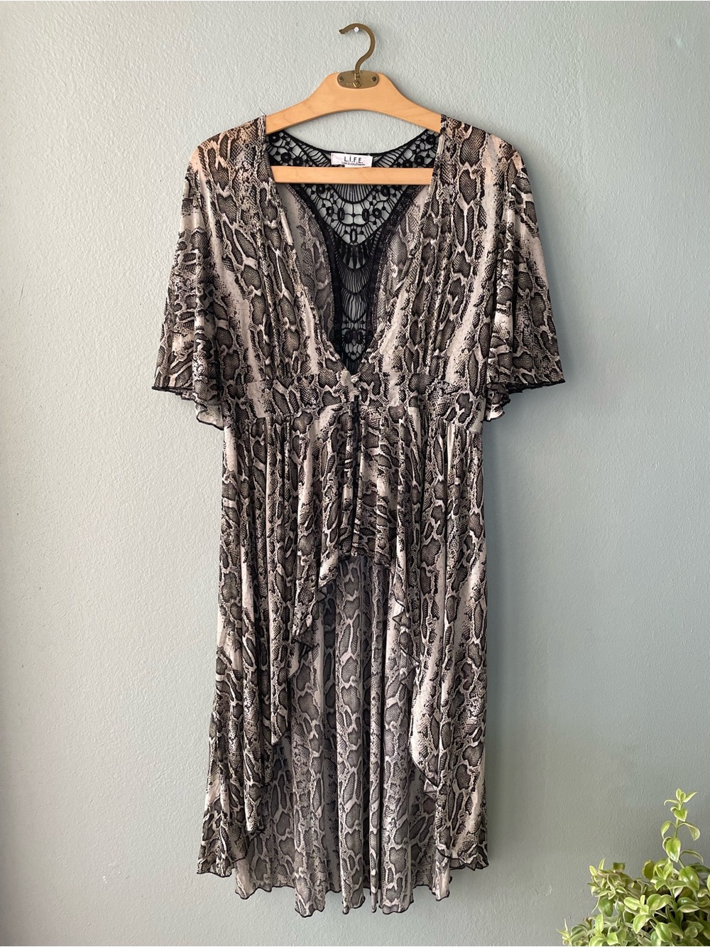 ♦️5/$15♦️L.I.F.E. | Long Snakeskin Snakeprint Sheer Beach Swim Cover-Up Cardigan